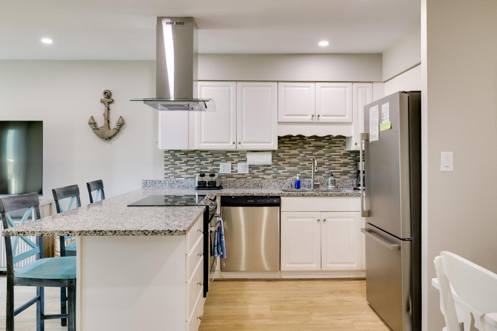 Emerald Isle Condo With Indoor Pool And Beach Access! 외부 사진
