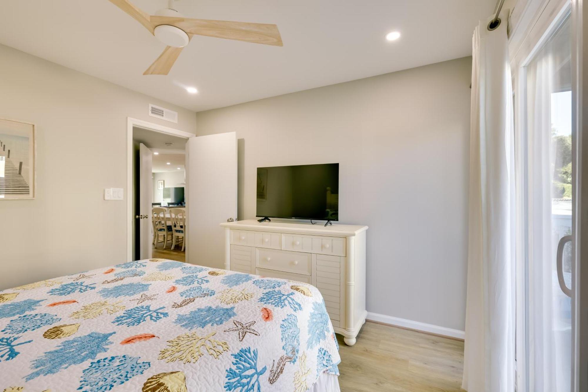 Emerald Isle Condo With Indoor Pool And Beach Access! 외부 사진