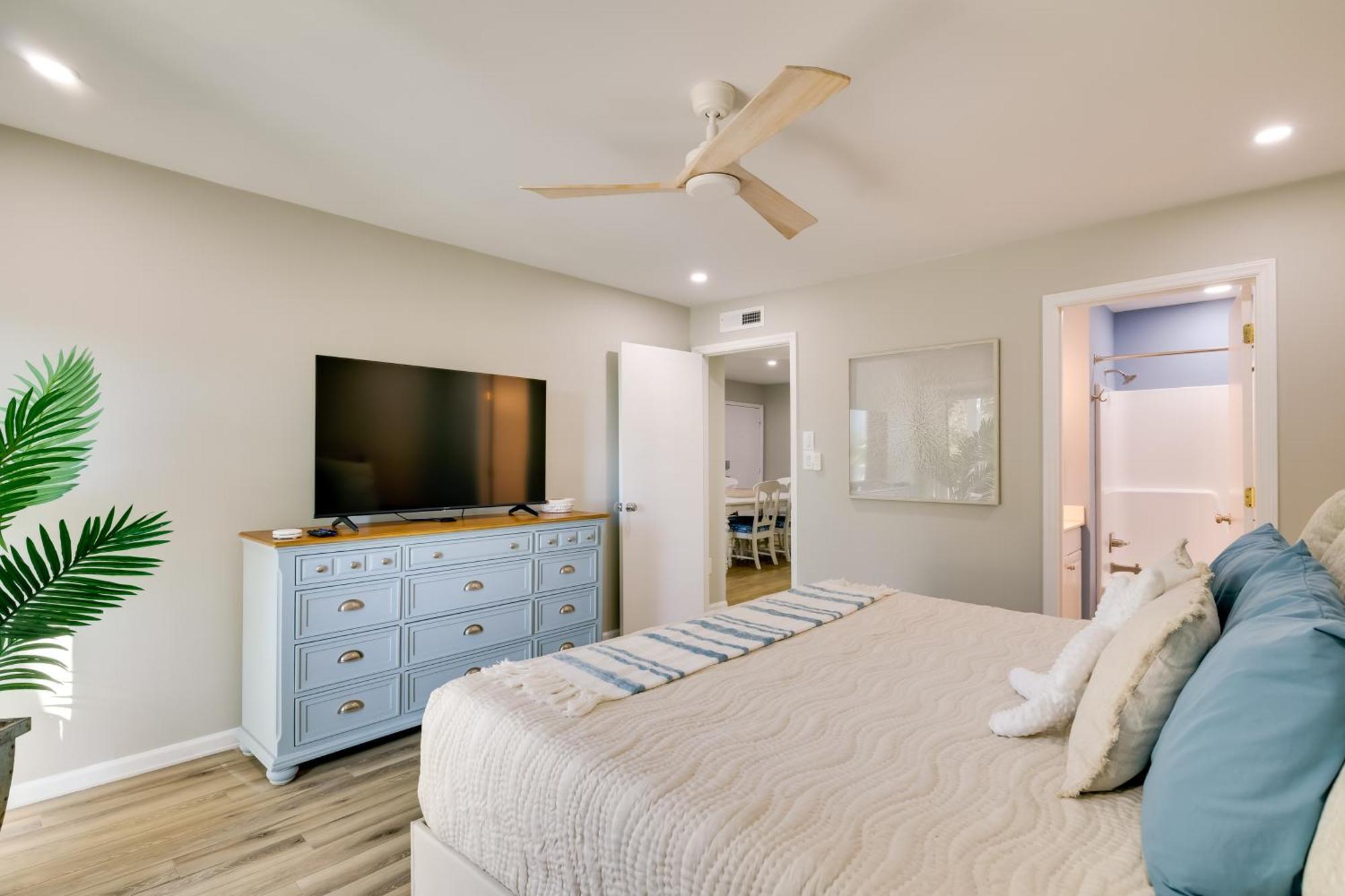 Emerald Isle Condo With Indoor Pool And Beach Access! 외부 사진